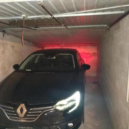 T2 En Hypercentre -Parking Prive-Clim-Proche Plage Sainte-Maxime Zewnętrze zdjęcie